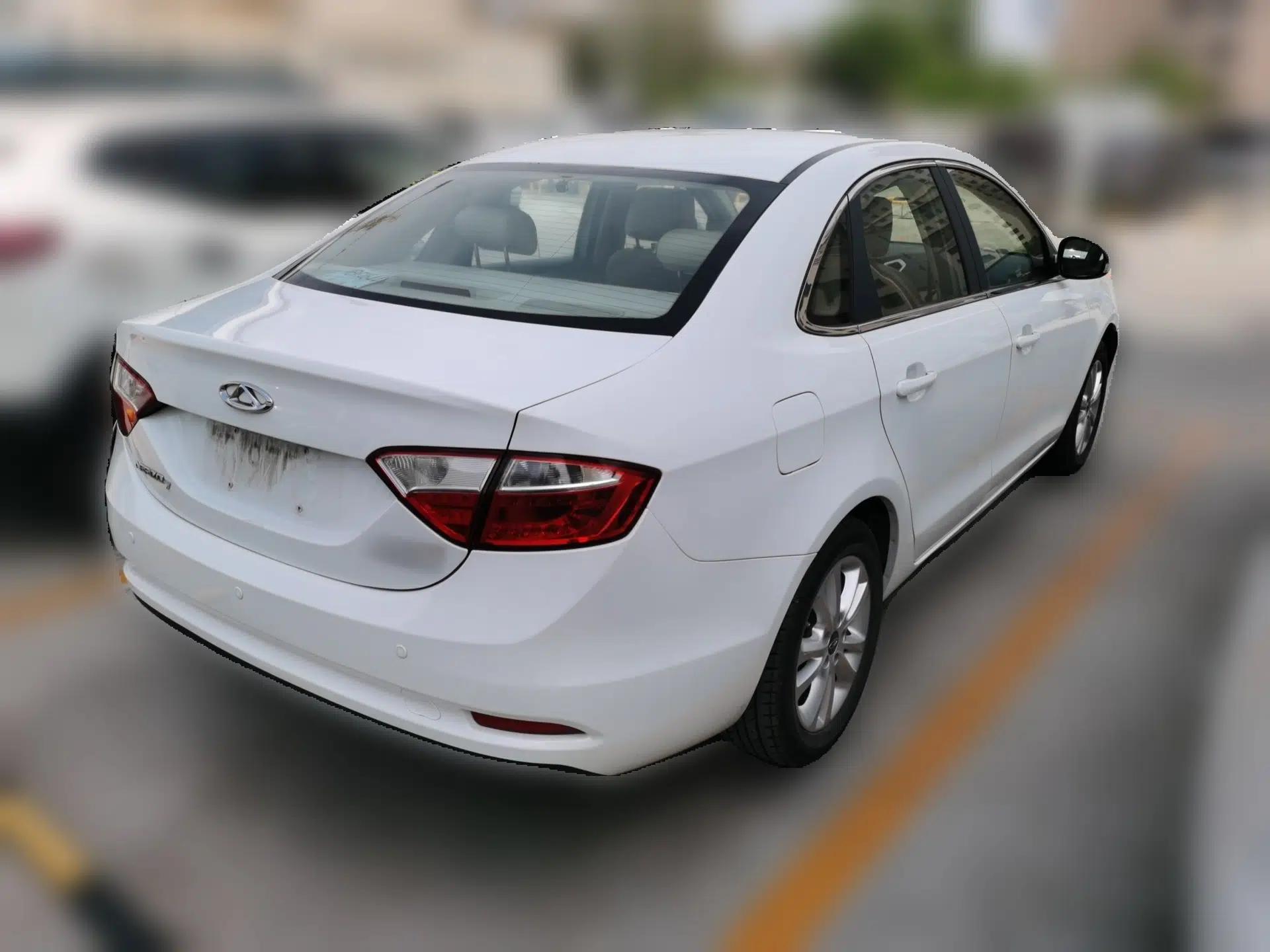 Chery Arrizo 7 2015 1.6L Manual ZhiShang Edition — миниатюра 6