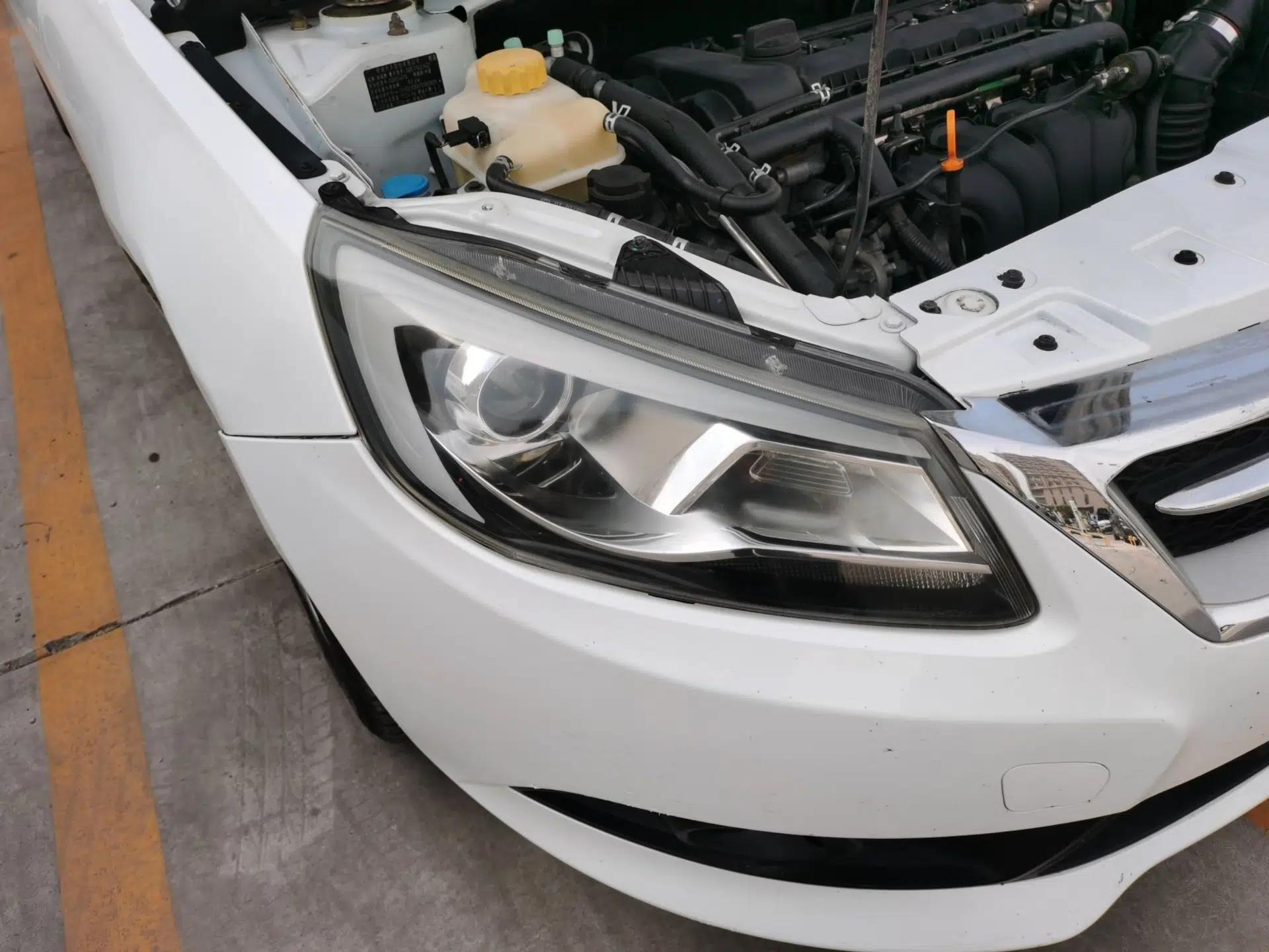 Chery Arrizo 7 2015 1.6L Manual ZhiShang Edition — миниатюра 7