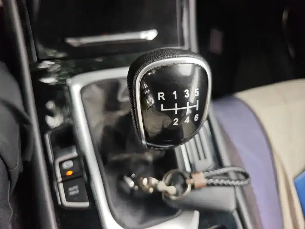Changan Oushang Kosei Pro 2021 1.5T Manual Deluxe 5-Seater — миниатюра 15