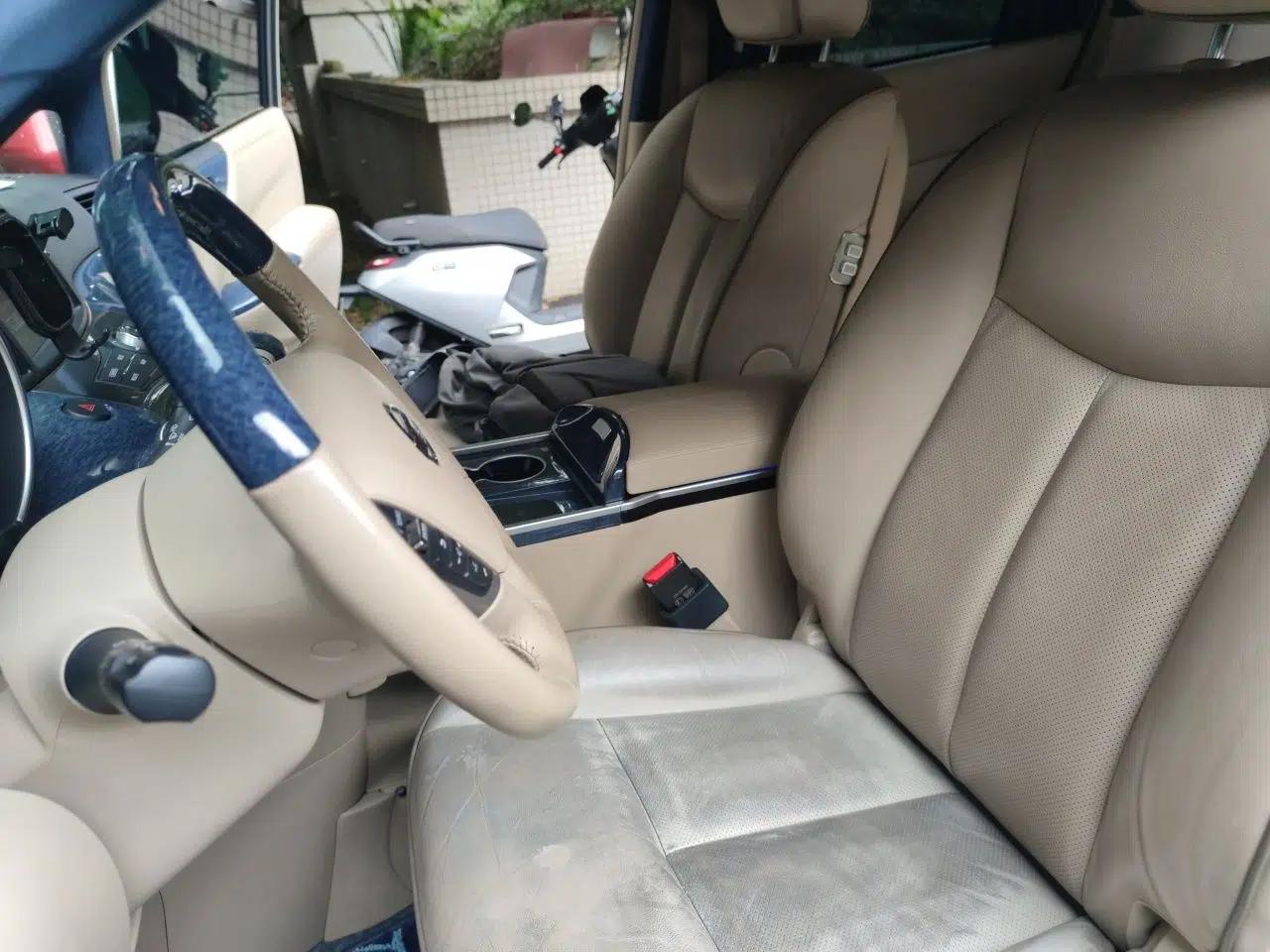 Nissan Quest 2012 3.5L SL — миниатюра 15