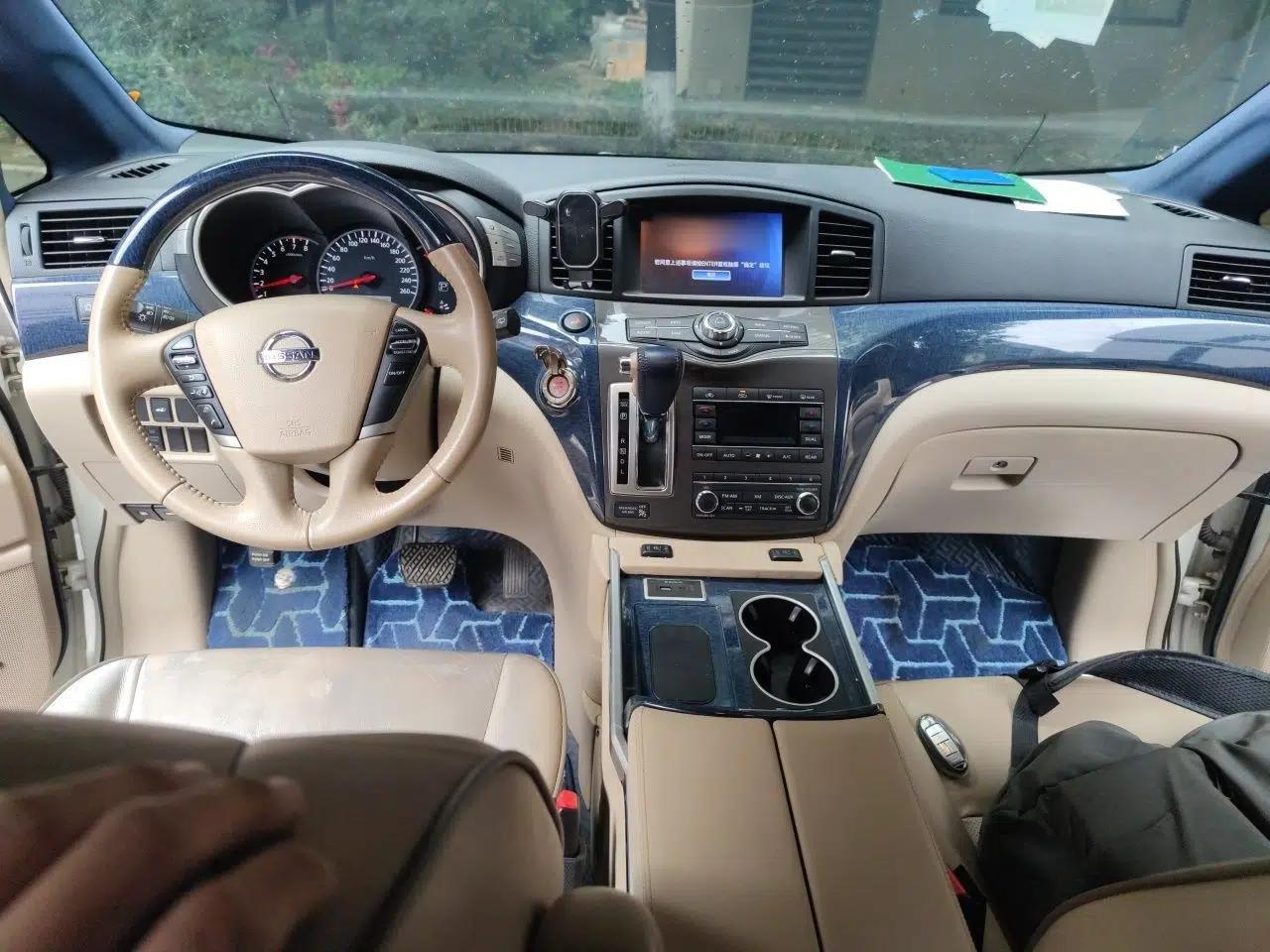 Nissan Quest 2012 3.5L SL — миниатюра 9