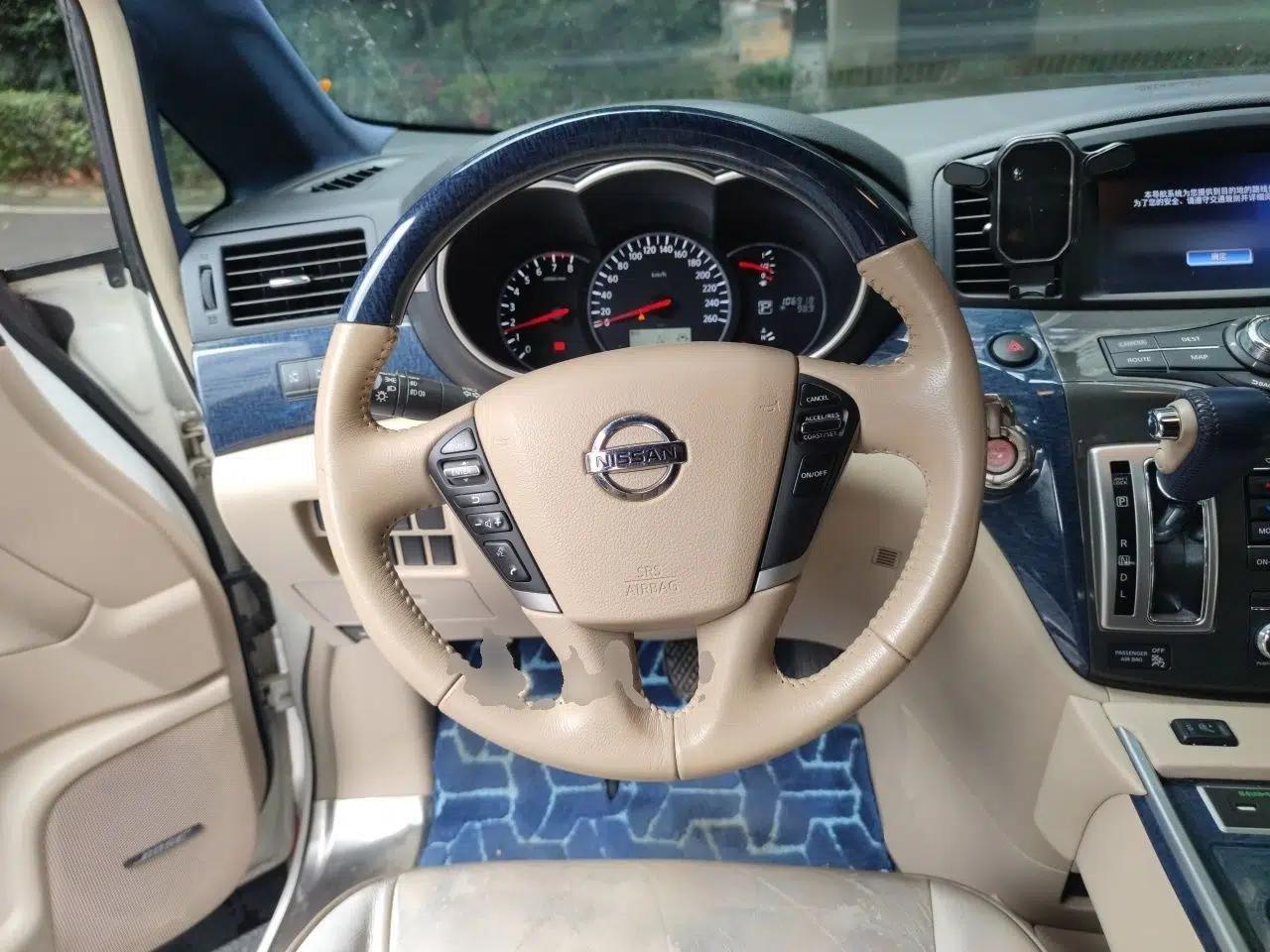 Nissan Quest 2012 3.5L SL — миниатюра 10