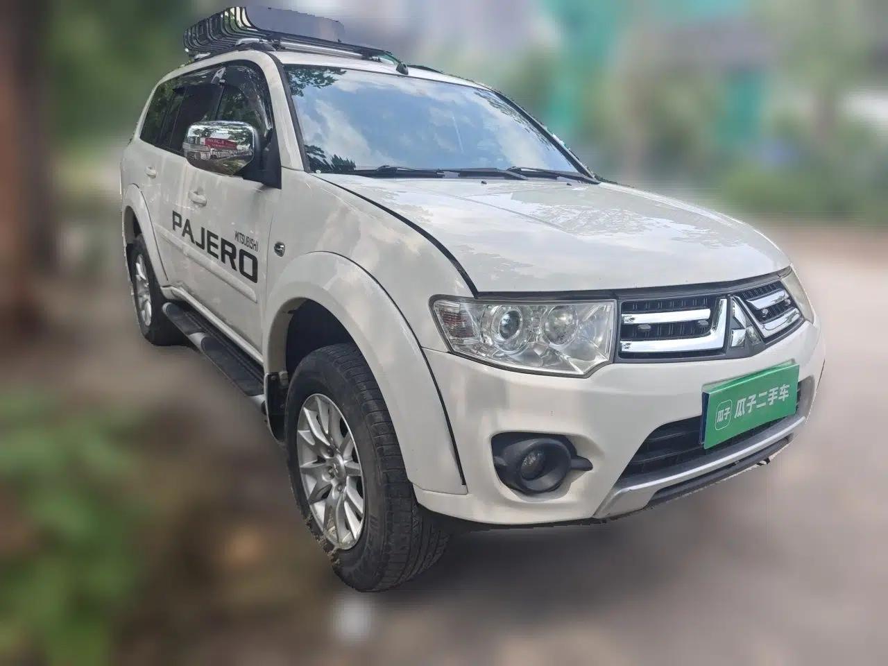 Mitsubishi Pajero Sport 2013 3.0L Automatic Two-Wheel Drive Luxury Edition — миниатюра 3