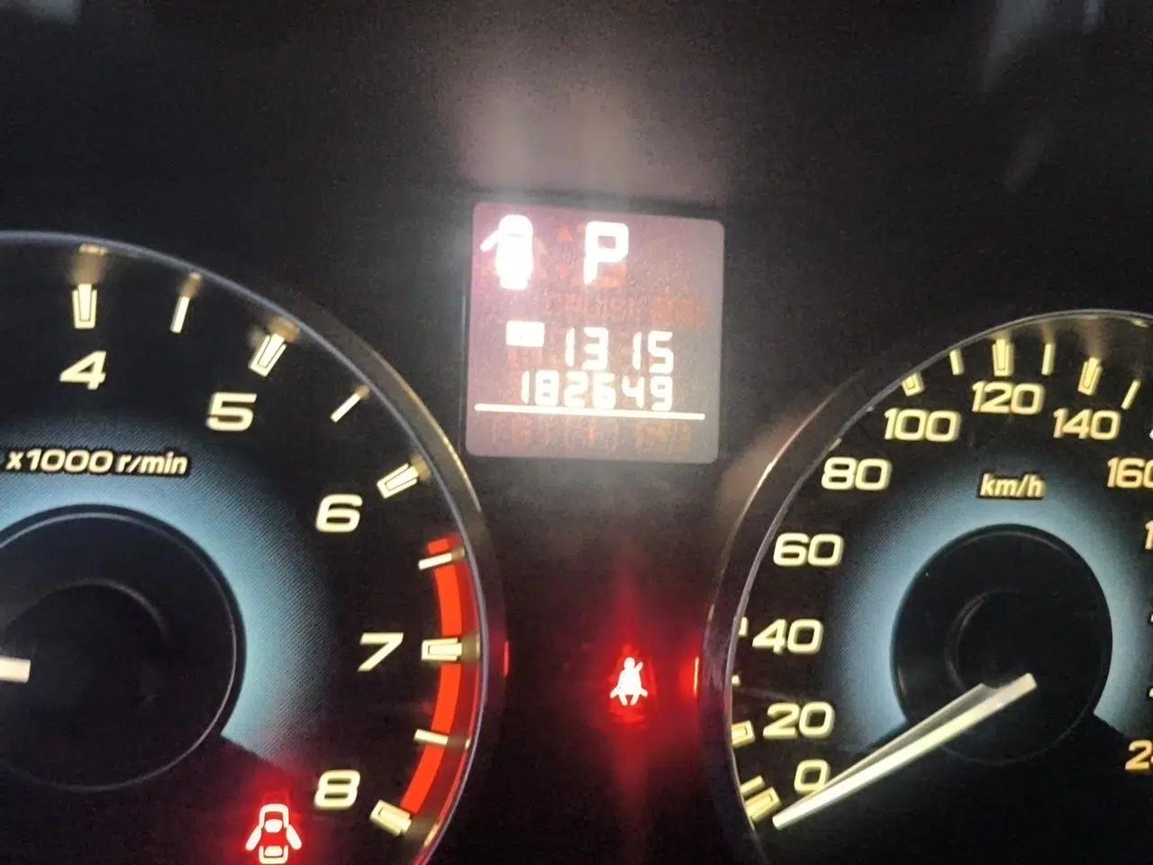 Subaru Legacy 2010 2.5i Luxury Edition — миниатюра 12