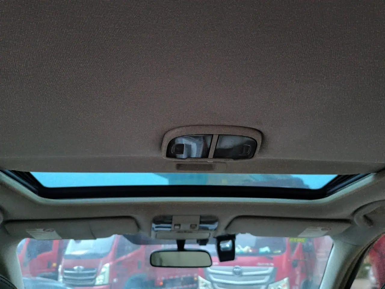 Subaru Legacy 2010 2.5i Luxury Edition — миниатюра 18