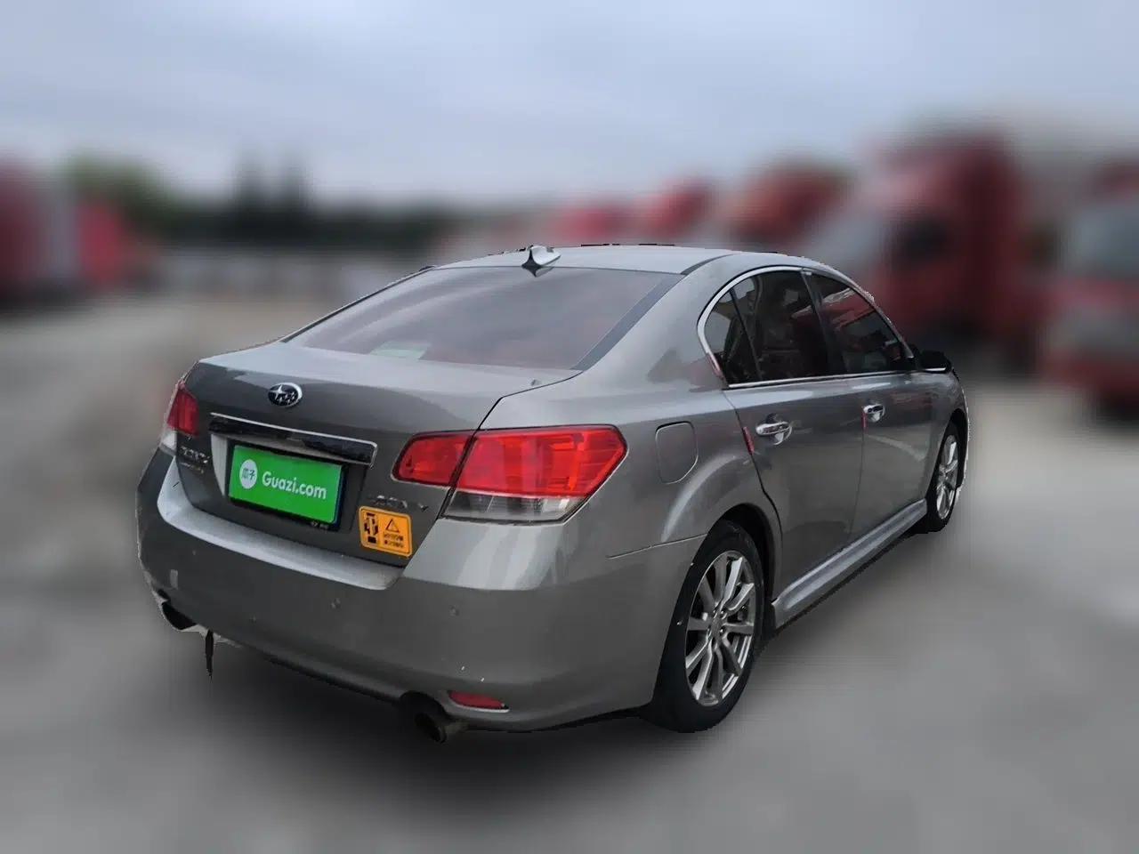 Subaru Legacy 2010 2.5i Luxury Edition — миниатюра 6