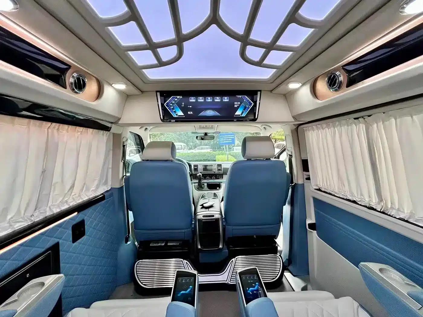 Caravelle 2017 2.0TSI 4WD Luxury 7-Seater — миниатюра 12