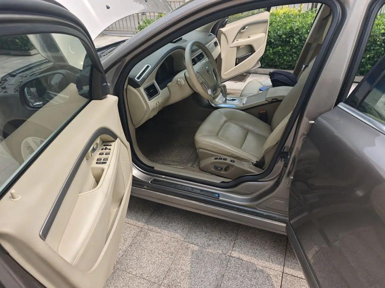 Volvo S80L 2011 2.0T ZhiShang Version — миниатюра 16