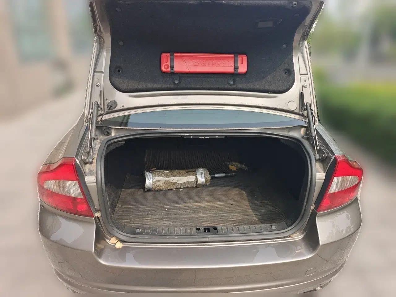 Volvo S80L 2011 2.0T ZhiShang Version — миниатюра 19
