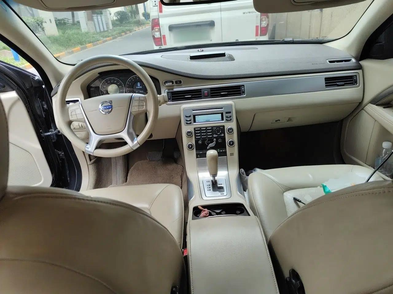 Volvo S80L 2011 2.0T ZhiShang Version — миниатюра 9