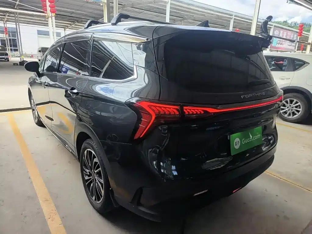 Fengxing Yacht 2022 1.5T DCT Wind Chaser Edition — миниатюра 5