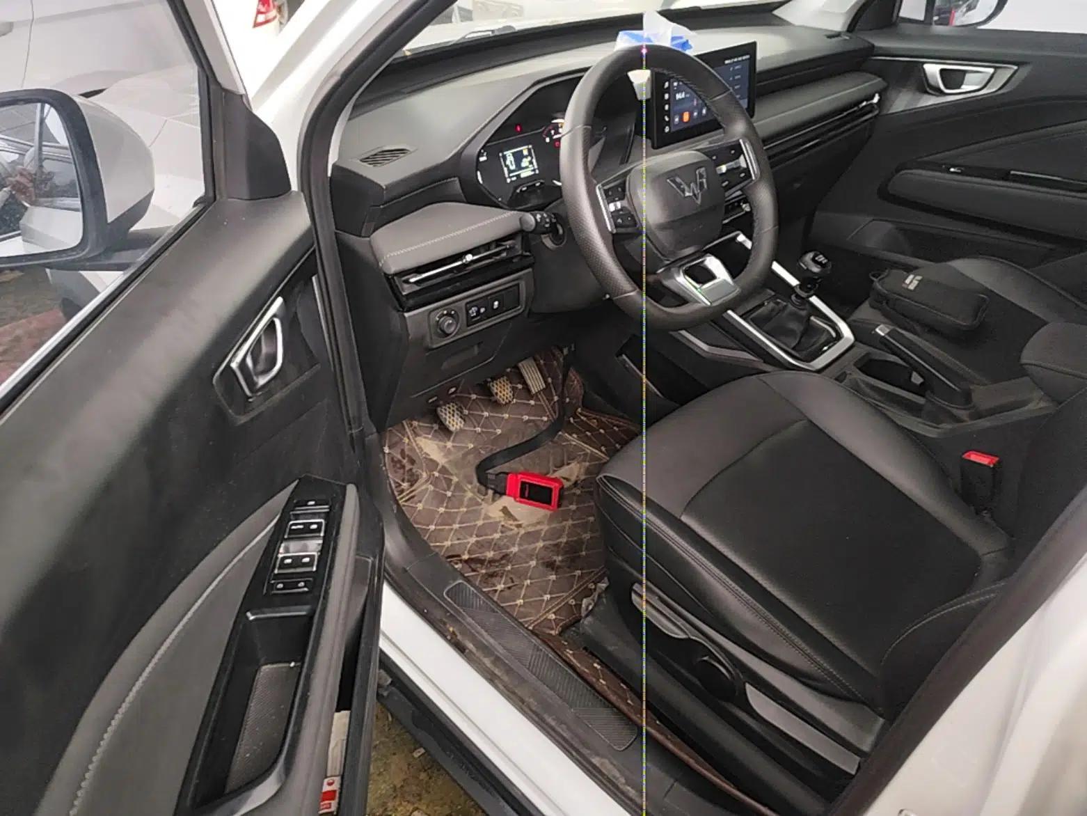Wuling Alvez 2022 1.5L Manual Comfort Version — миниатюра 23