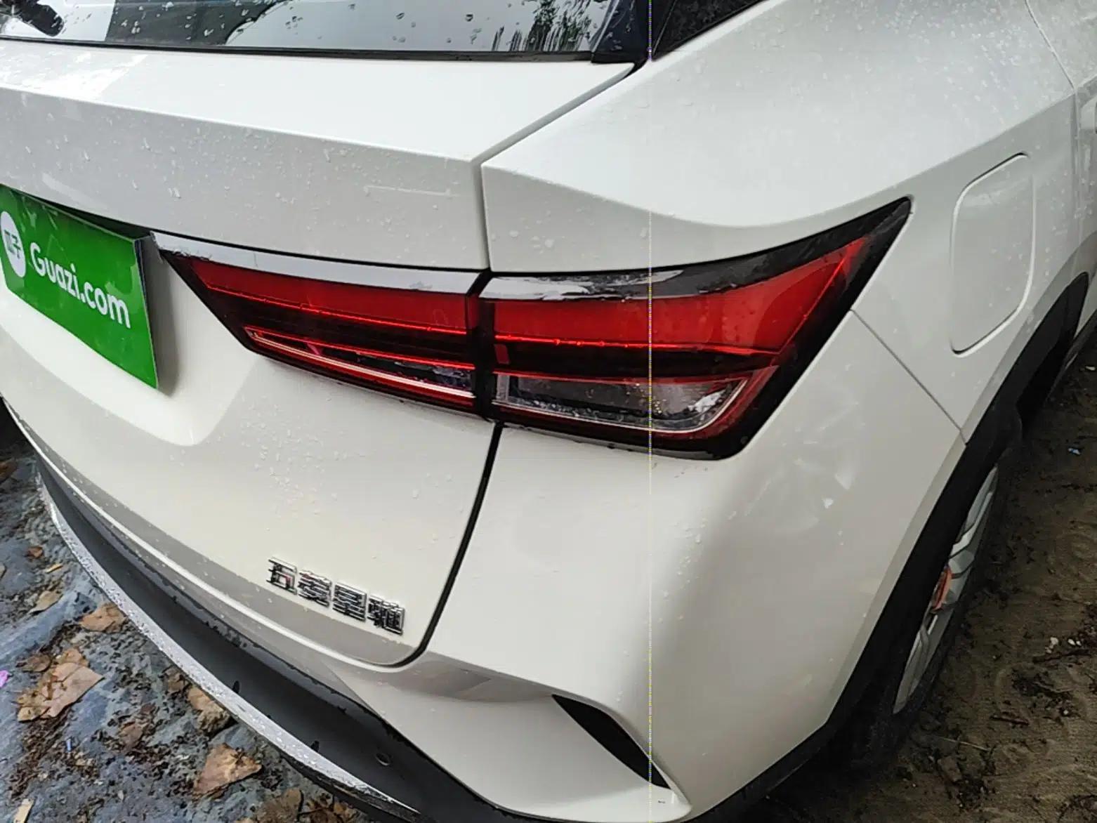 Wuling Alvez 2022 1.5L Manual Comfort Version — миниатюра 9