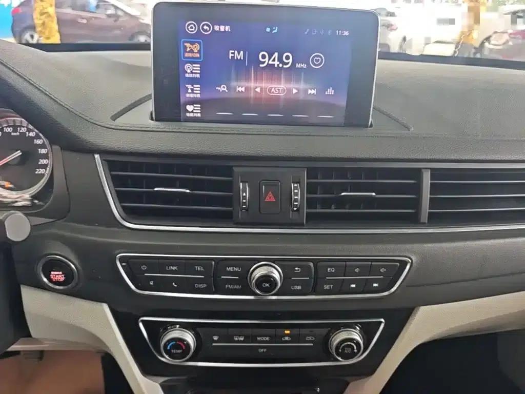 Jingyi S50 2017 2.0L Manual Premium Edition — миниатюра 13