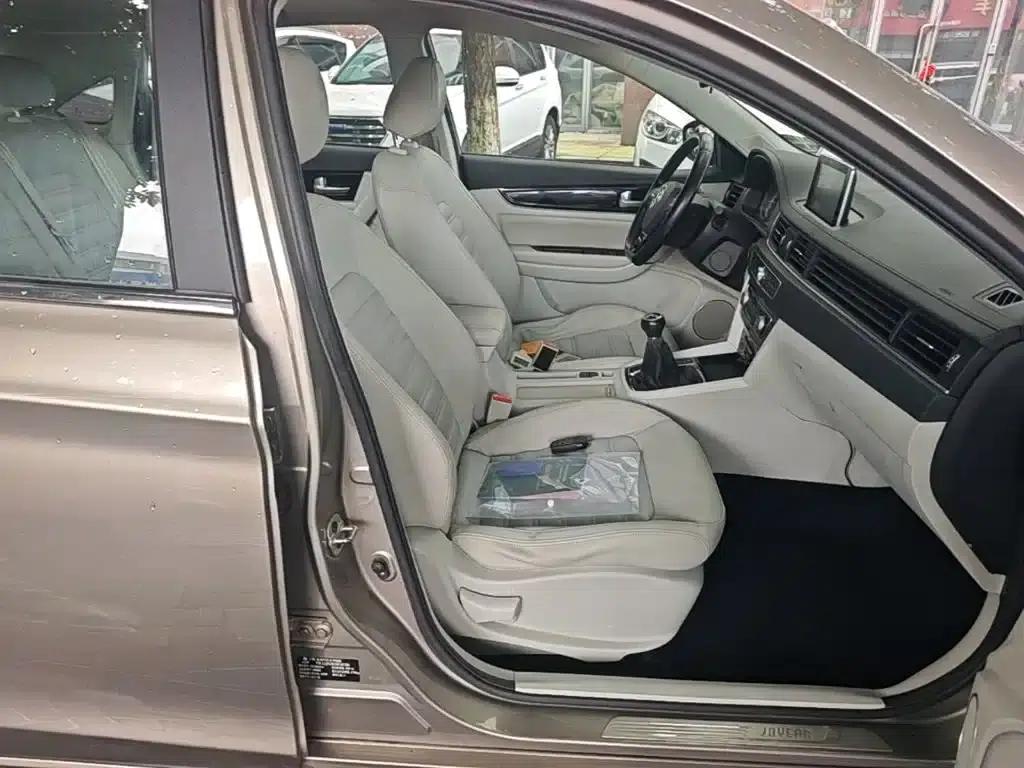 Jingyi S50 2017 2.0L Manual Premium Edition — миниатюра 25