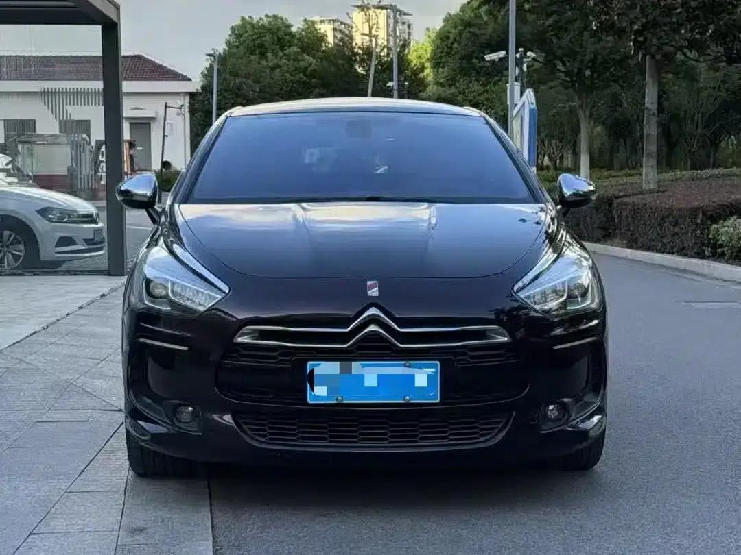 DS 5 2014 1.6T Luxury Edition THP160 — миниатюра 2