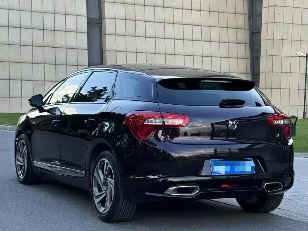DS 5 2014 1.6T Luxury Edition THP160 — миниатюра 4