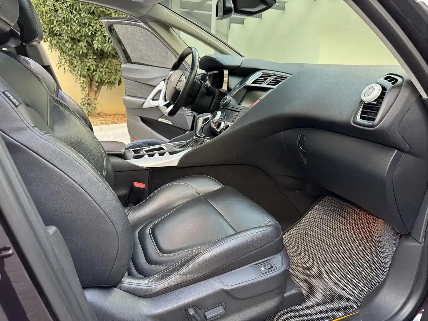 DS 5 2014 1.6T Luxury Edition THP160 — миниатюра 9