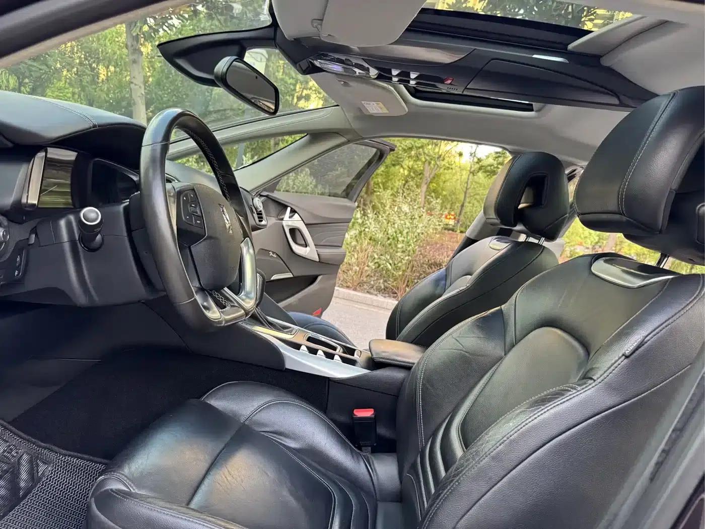 DS 5 2014 1.6T Luxury Edition THP160 — миниатюра 10