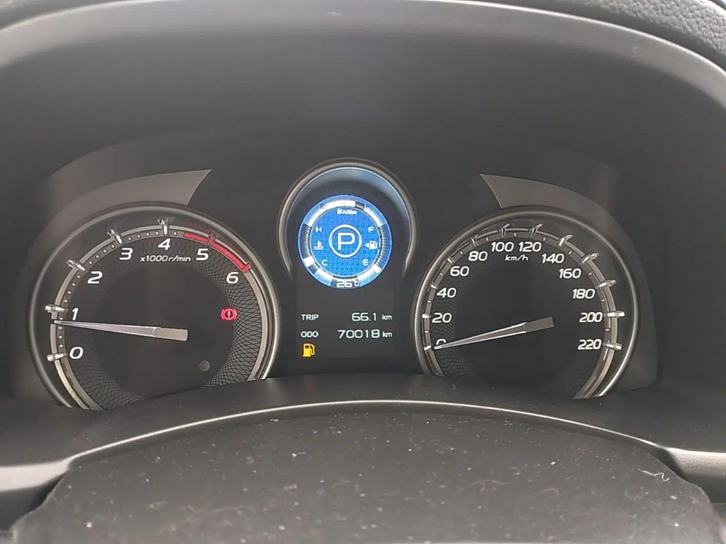 Isuzu D-MAX 2020 1.9T 4x4 Automatic Luxury Edition China VI Standard RZ4E Hi-Power — миниатюра 14
