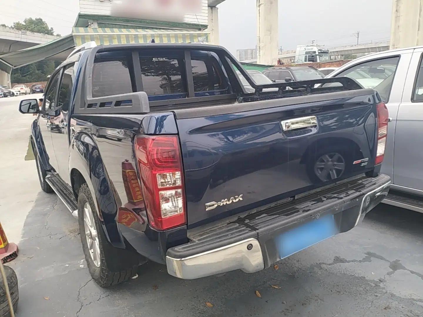 Isuzu D-MAX 2020 1.9T 4x4 Automatic Luxury Edition China VI Standard RZ4E Hi-Power — миниатюра 4