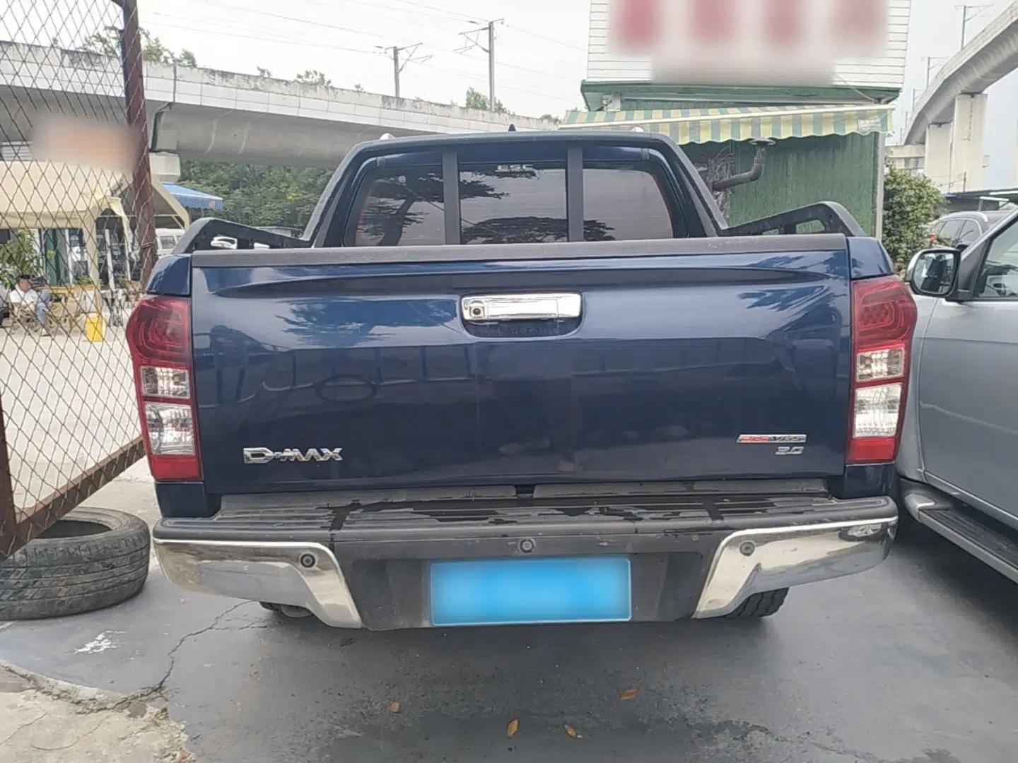 Isuzu D-MAX 2020 1.9T 4x4 Automatic Luxury Edition China VI Standard RZ4E Hi-Power — миниатюра 5