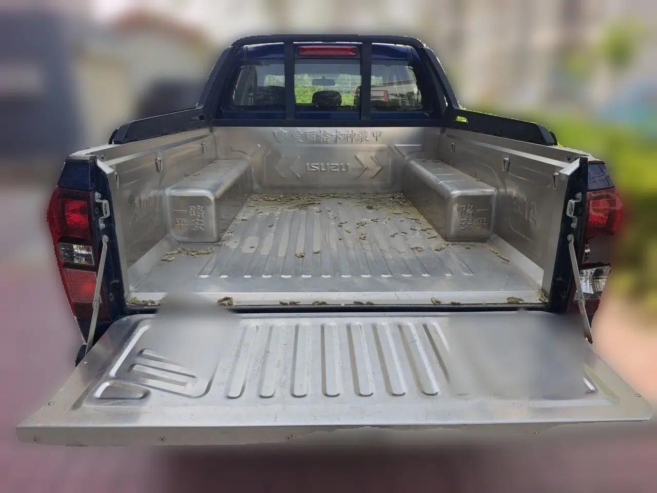 Isuzu D-MAX 2020 2.5T 4WD Manual Navigation Version China VI Standard Extended Length JE4D25Q6A — миниатюра 16