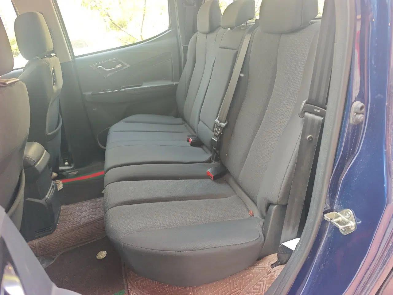 Isuzu D-MAX 2020 2.5T 4WD Manual Navigation Version China VI Standard Extended Length JE4D25Q6A — миниатюра 20