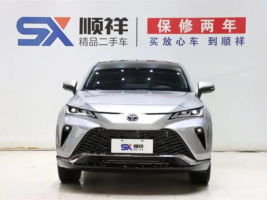 Venza 2022 2.0L CVT 2WD Premium Edition — миниатюра 2