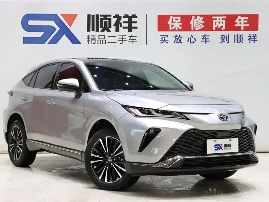Venza 2022 2.0L CVT 2WD Premium Edition — миниатюра 3