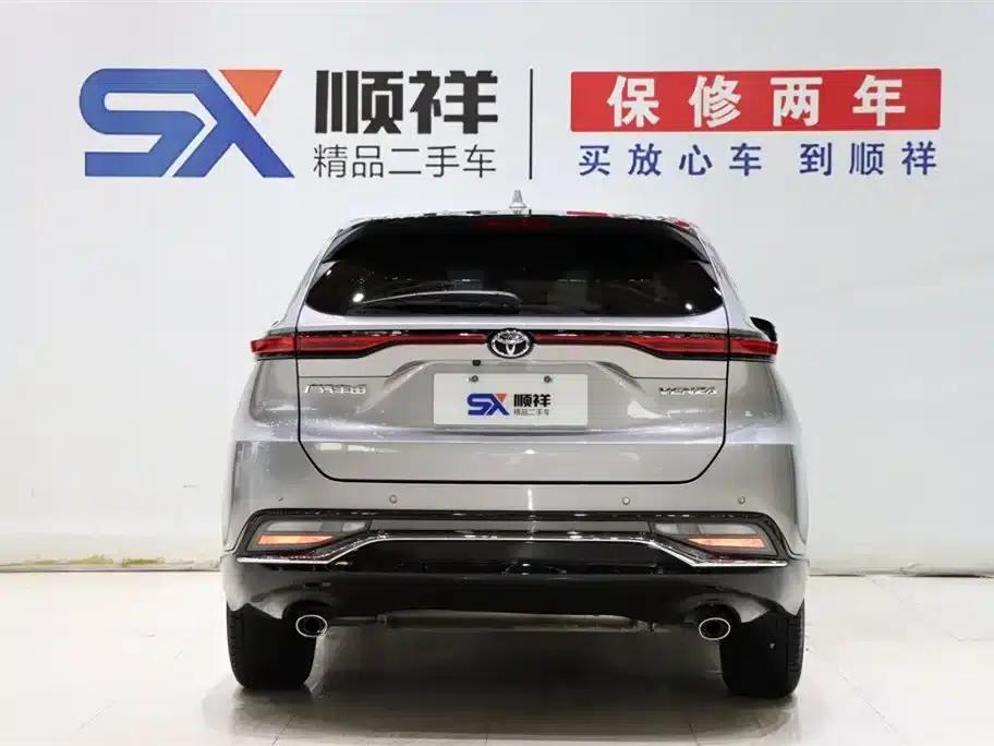 Venza 2022 2.0L CVT 2WD Premium Edition — миниатюра 5