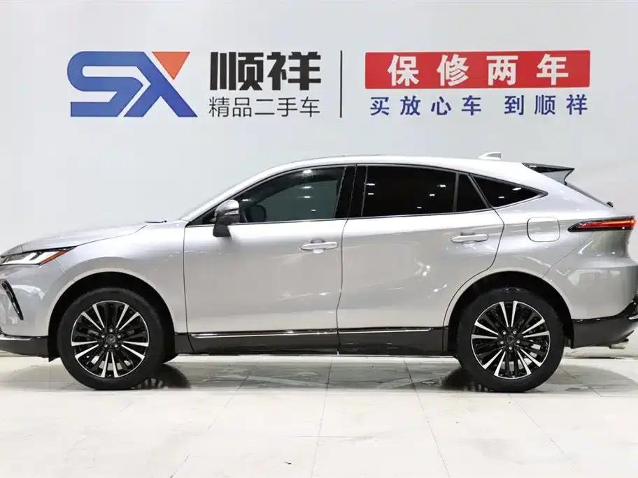 Venza 2022 2.0L CVT 2WD Premium Edition — миниатюра 6