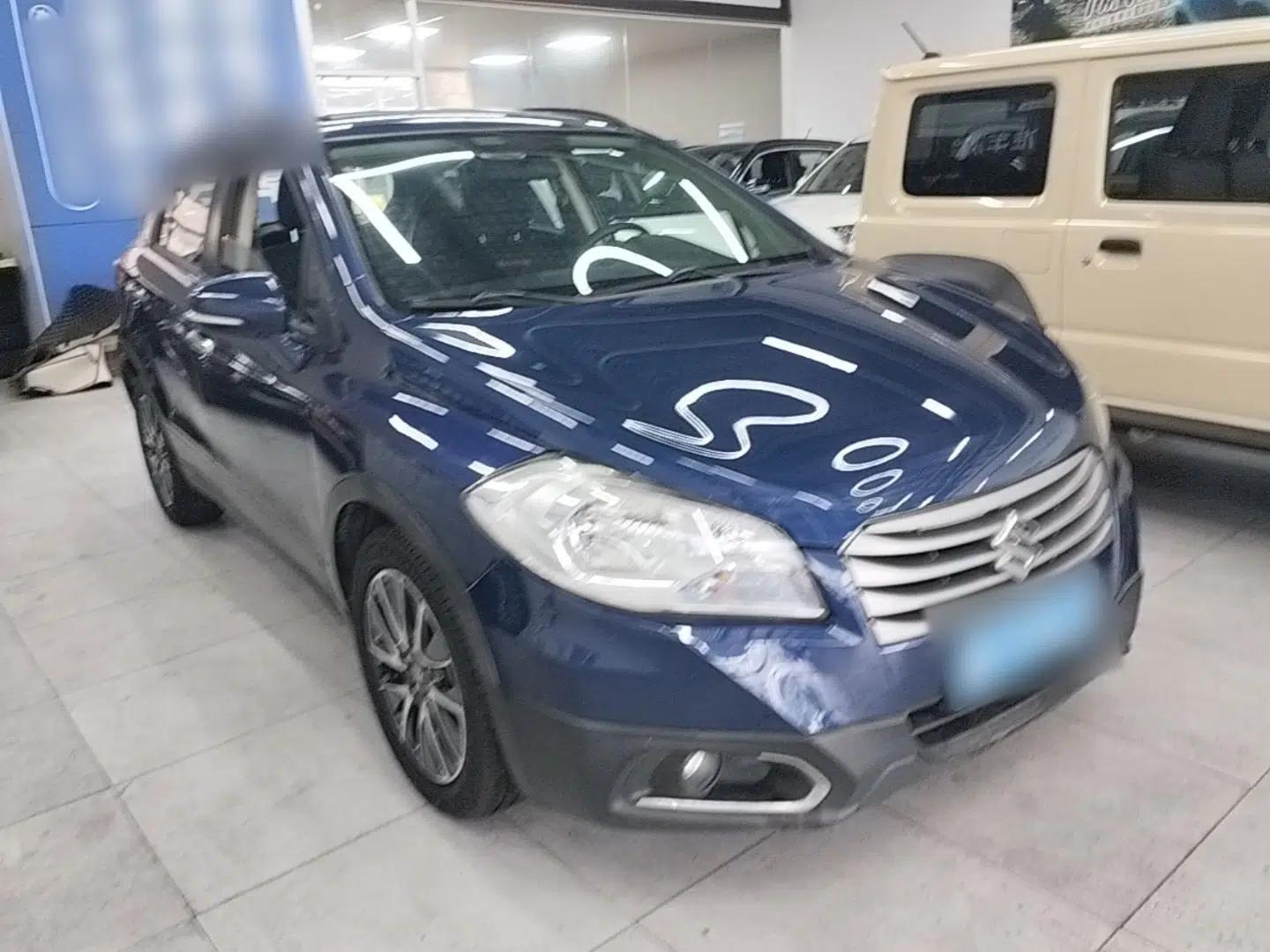 Suzuki S-Cross 2015 1.4T Manual Two-Wheel Drive Prestige Model — миниатюра 3