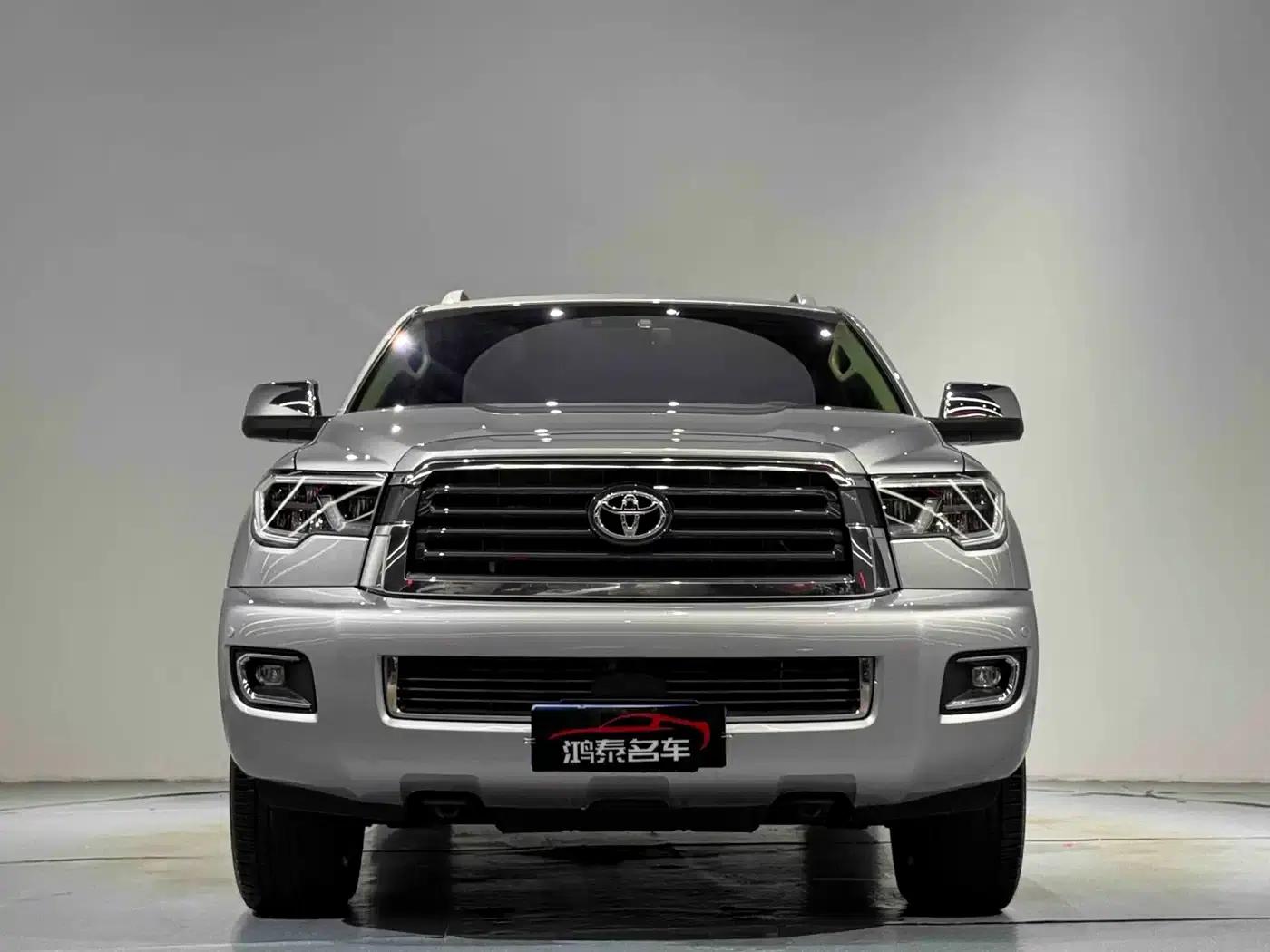 2021 Sequoia 5.7L Canadian Spec — миниатюра 3