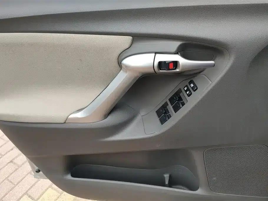 E'Z 2011 180E CVT Elite Edition — миниатюра 7