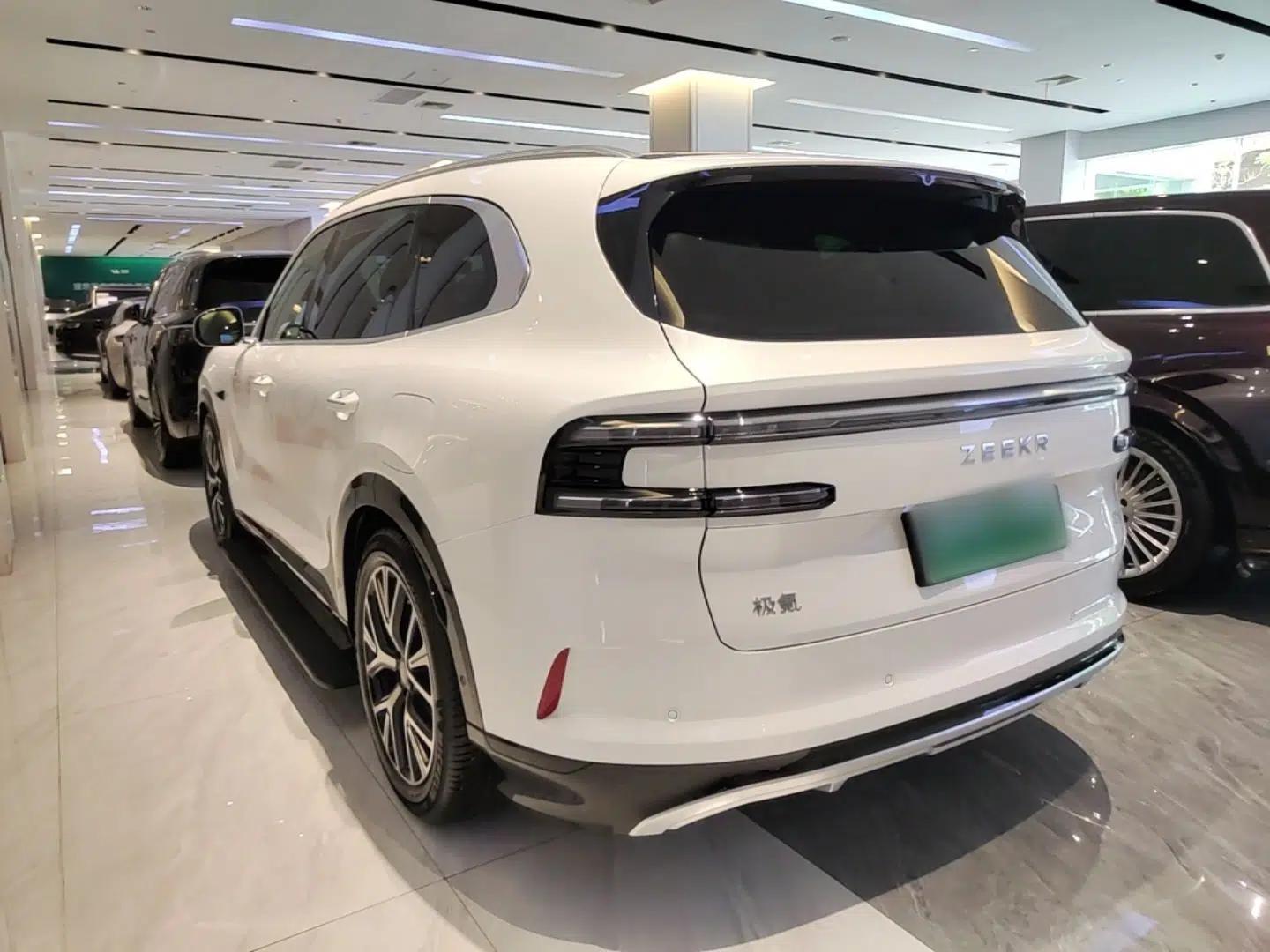 Zeekr 8X 2026 Model Max Edition 70kWh — миниатюра 4