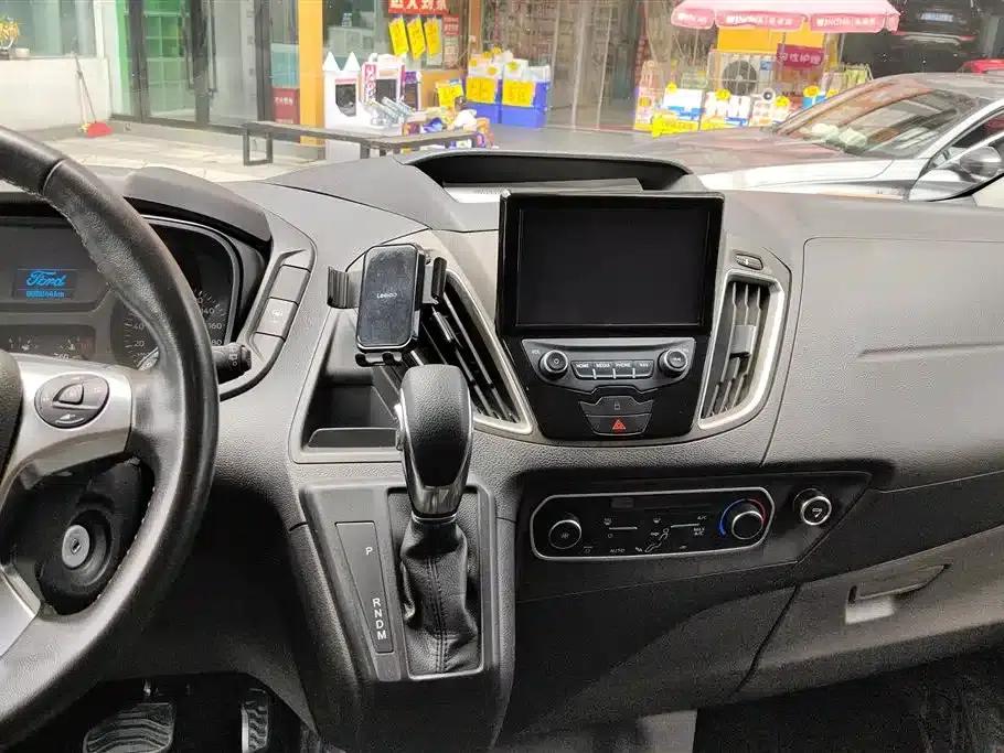 Tourneo 2017 2.0T Automatic Elite Edition — миниатюра 13