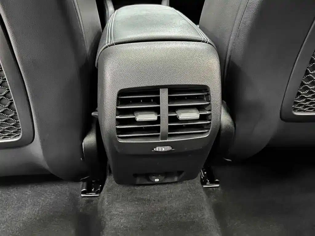 2021 Ford Focus Active EcoBoost 180 Automatic Trend Edition — миниатюра 15
