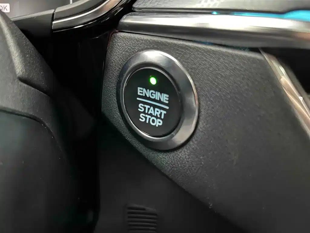 2021 Ford Focus Active EcoBoost 180 Automatic Trend Edition — миниатюра 4