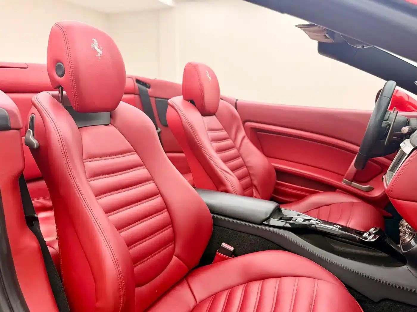 California T 2012 4.3L Standard Model — миниатюра 16