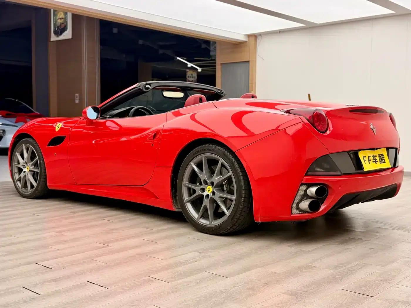 California T 2012 4.3L Standard Model — миниатюра 6