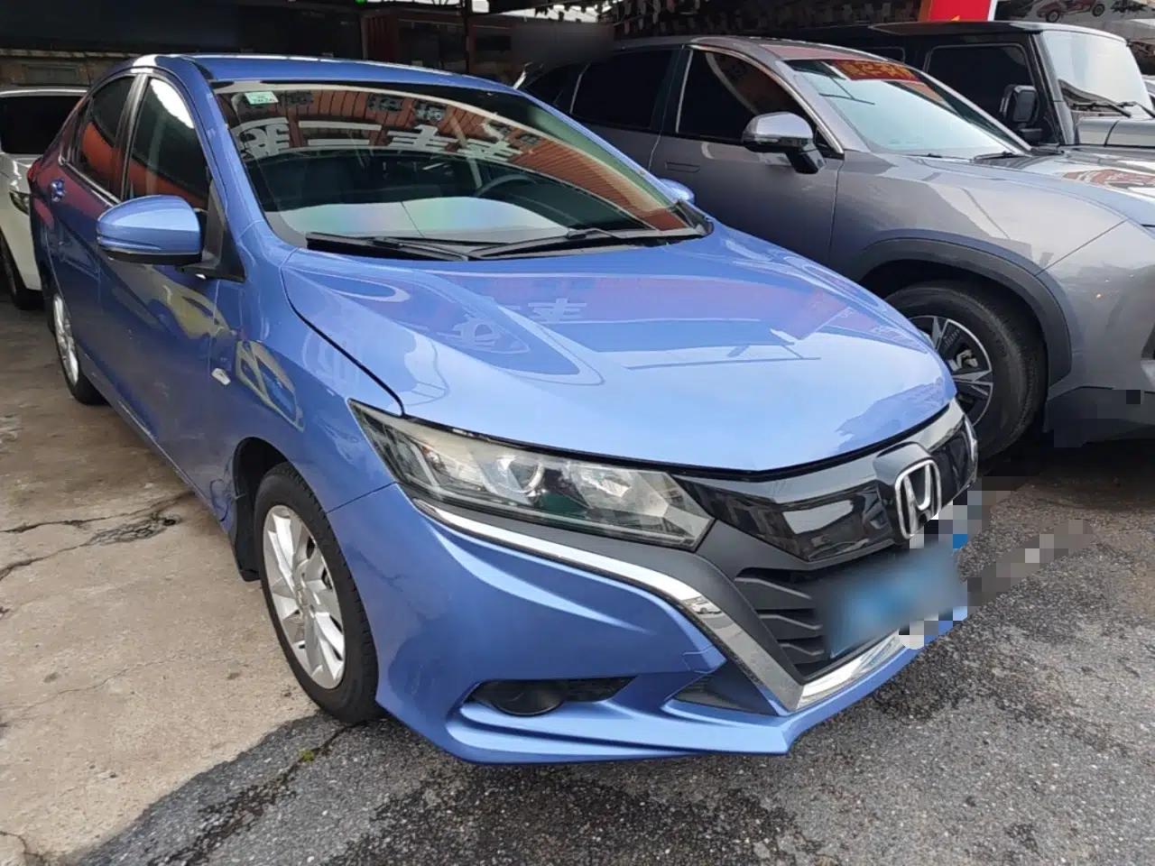 Honda Gienia 2017 1.5L CVT Classic Edition — миниатюра 3
