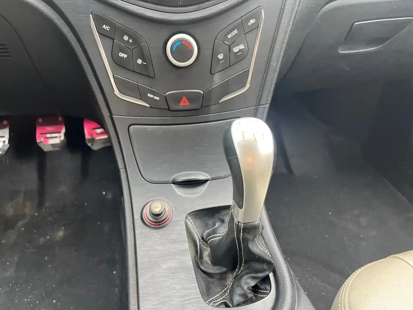 Trumpchi GA3S Vision 2014 1.6L Manual Deluxe ESP Edition — миниатюра 13