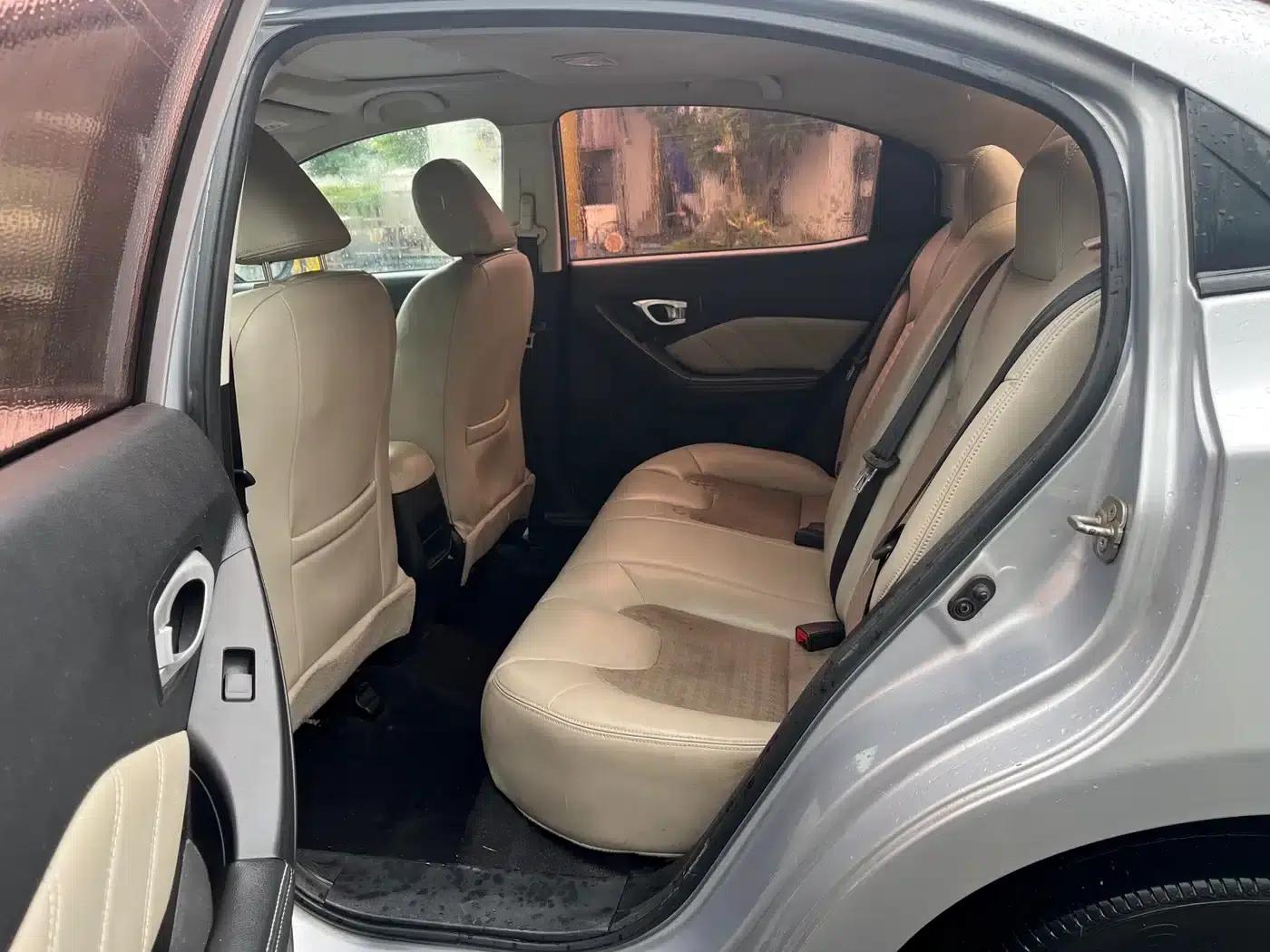Trumpchi GA3S Vision 2014 1.6L Manual Deluxe ESP Edition — миниатюра 19