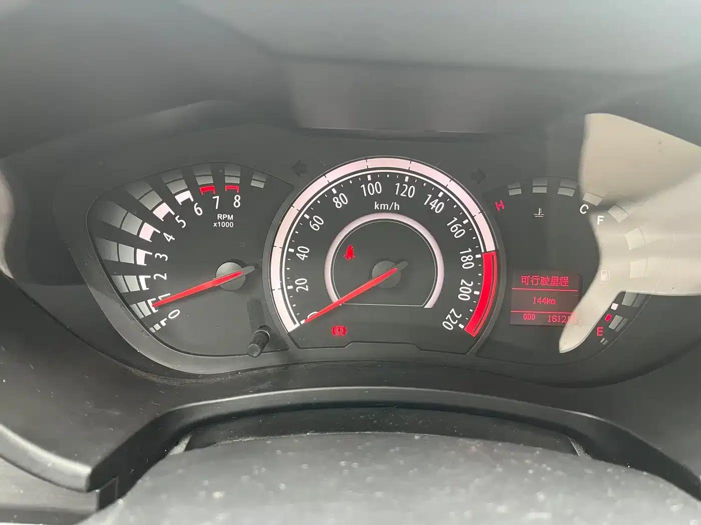 Trumpchi GA3S Vision 2014 1.6L Manual Deluxe ESP Edition — миниатюра 21