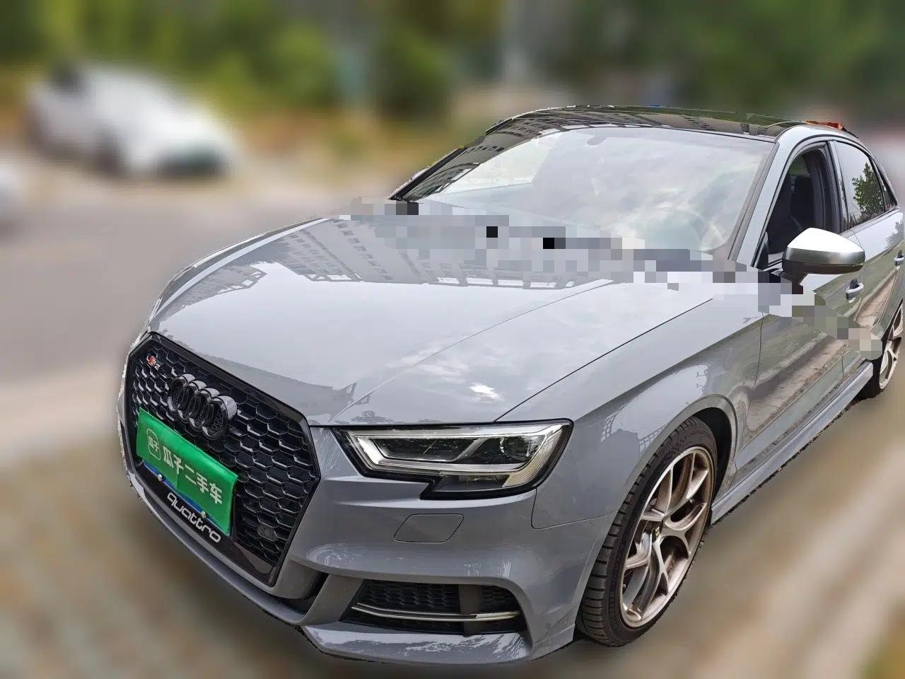 Audi S3 2017 Year Restyled S3 2.0T Limousine — миниатюра 1