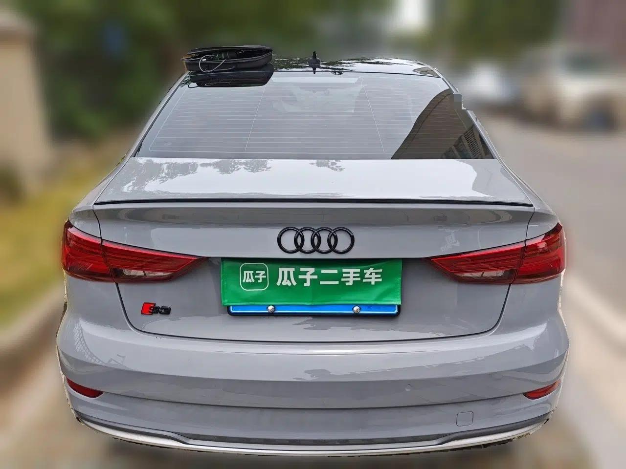 Audi S3 2017 Year Restyled S3 2.0T Limousine — миниатюра 5