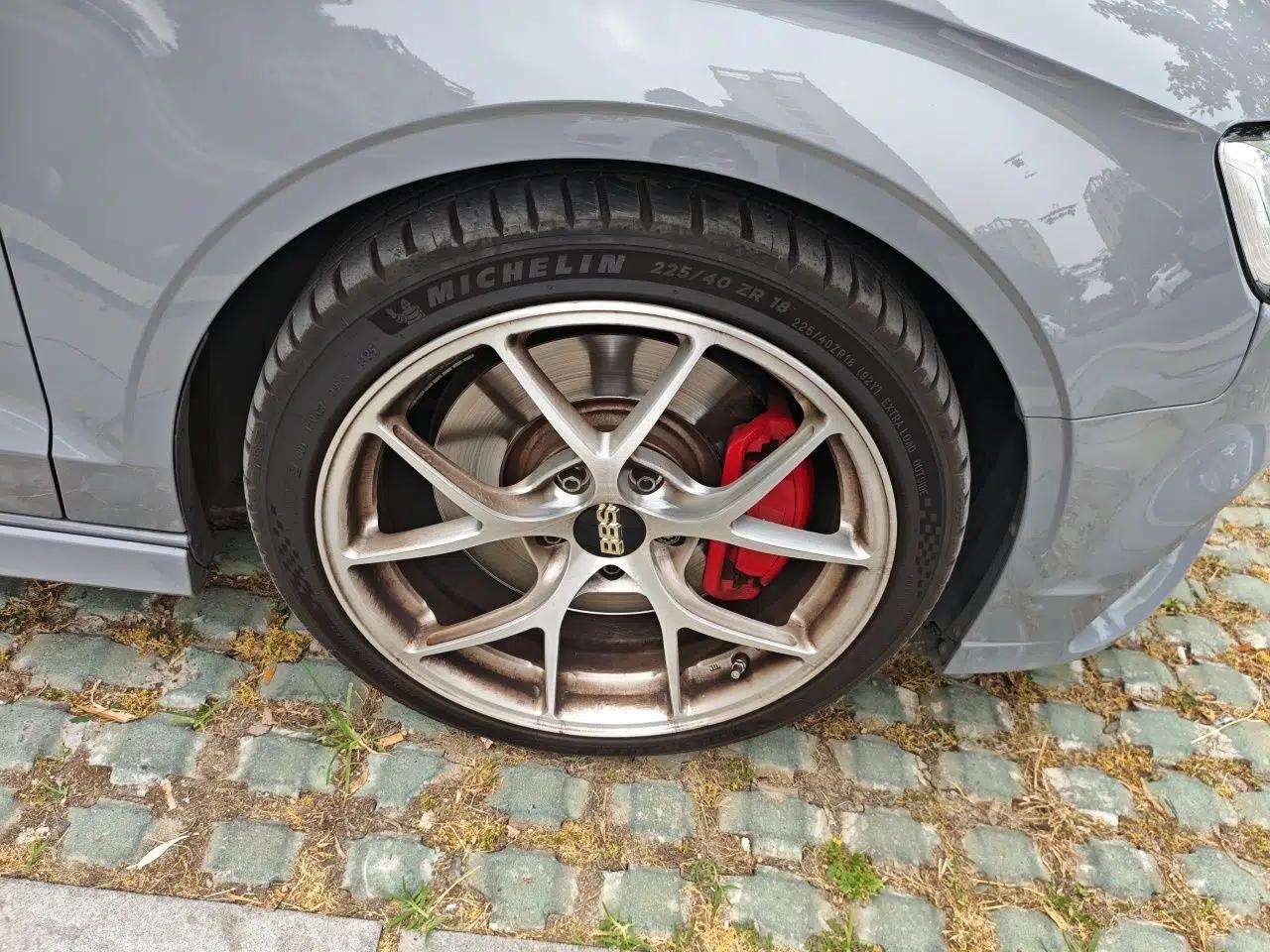 Audi S3 2017 Year Restyled S3 2.0T Limousine — миниатюра 8