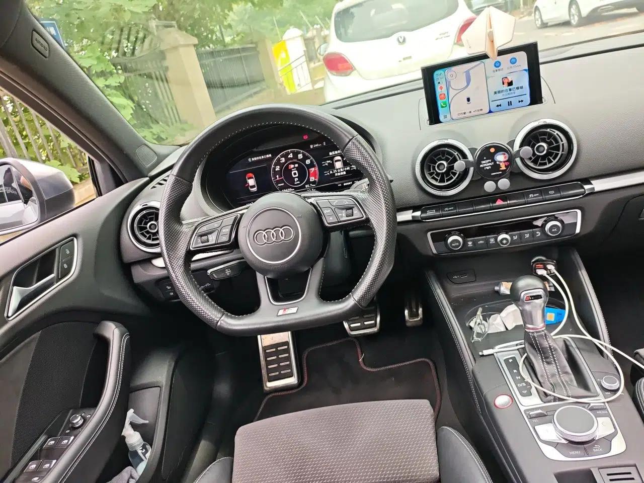 Audi S3 2017 Year Restyled S3 2.0T Limousine — миниатюра 10