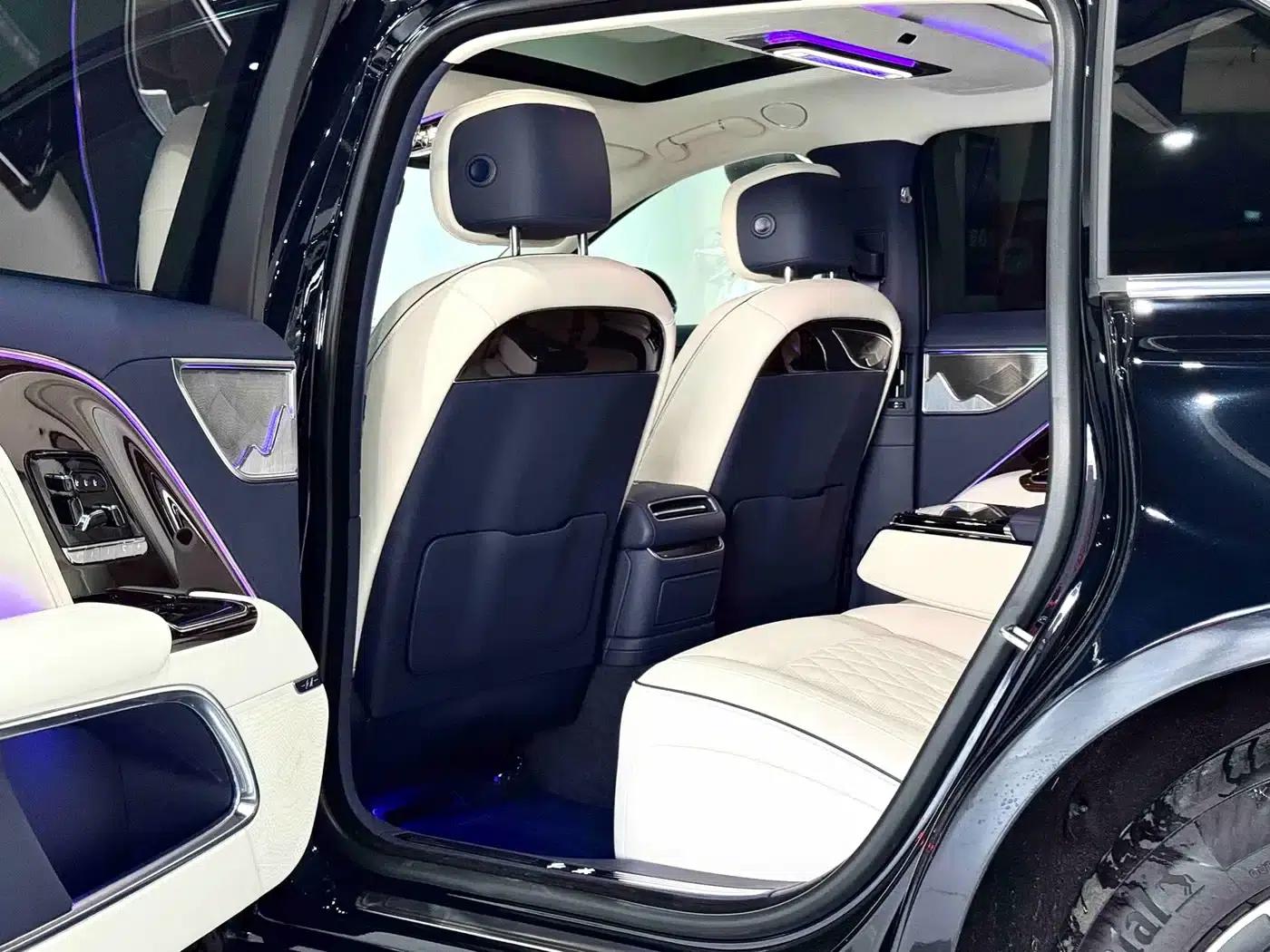 Hongqi Golden Sunflower Elegant 2024 Model 3.0T V6 — миниатюра 11